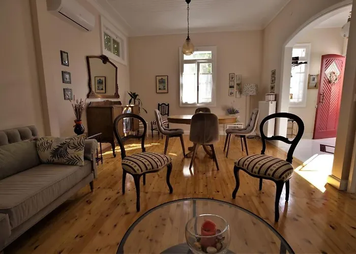 Old Town House At Lefkada City