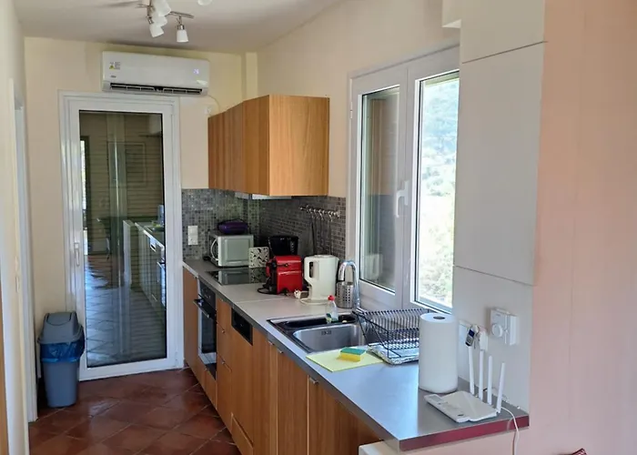 Beachfront Villa Galazio